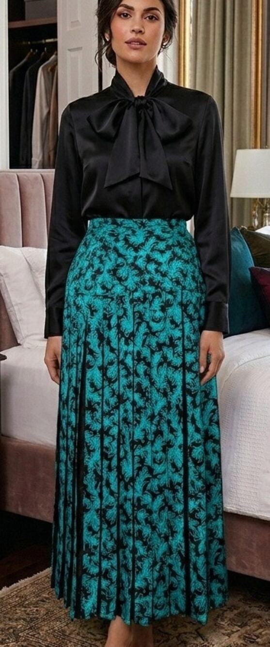Vintage 90s Maggy London Vibrant Turquoise & Black Silk Pleated Yoke Waist Skirt